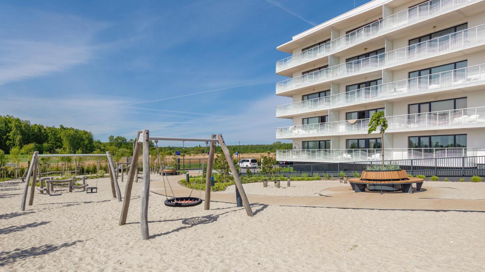 Apartamenty Z Basenem-Polanki Aqua - Holiday City Колобжег Екстер'єр фото